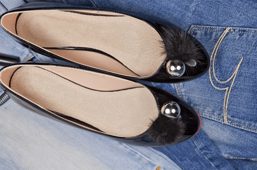 a pair of black ballet flats